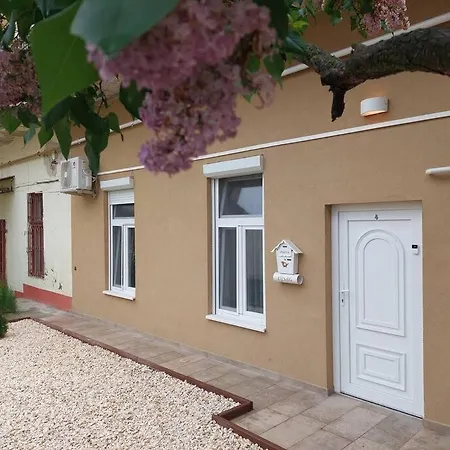 Platinum Apartman Appartement